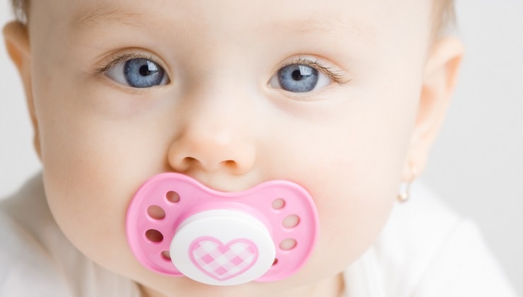 baby chapped lips pacifier